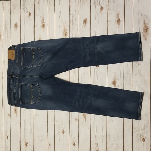 American Eagle Straight Leg Jeans - Picture 2 of 7